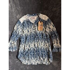 #90 Women’s Blue And White Lace Blouse SMALL Brand Petrol